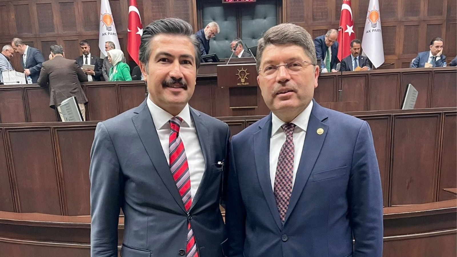 Yılmaz Tunç, Cahit Özkan'ın yerine AK Parti TBMM Grup Başkanvekili seçildi