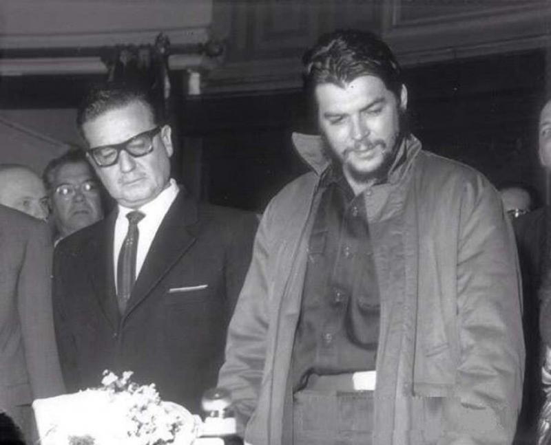 Salvador Allende - Che Guevera.jpg