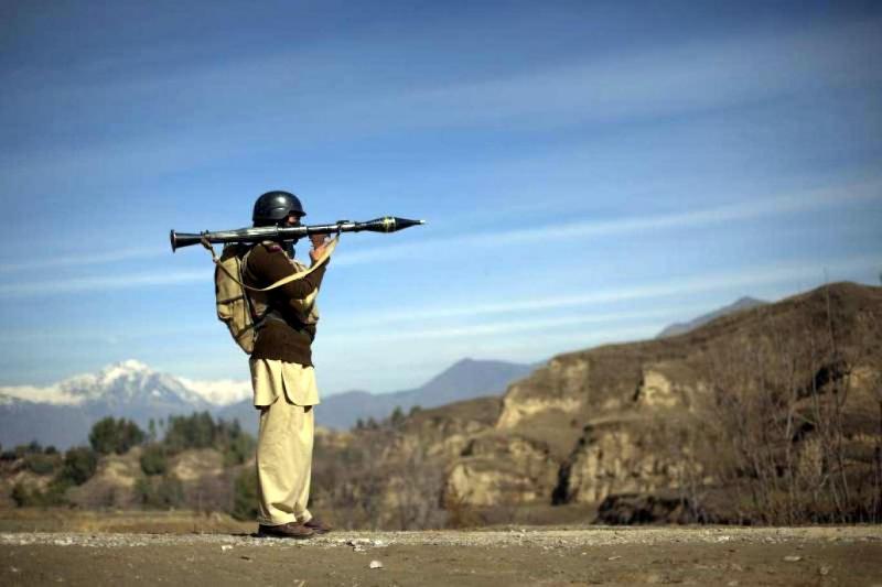 Pakistan-Afganistan sınırında bir görünüm-Reuters.jpg